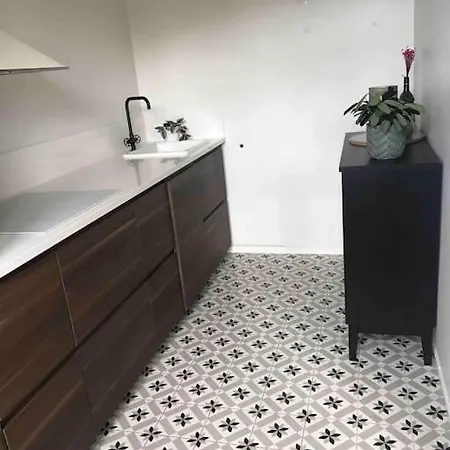Skuteviken Apartmán *